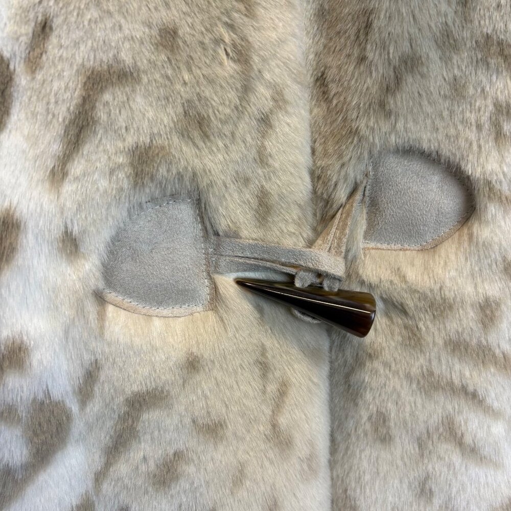 Faux Fur Toggle Vest Coldwater Creek Beige Brown Leopard Print Med Soft - Picture 2 of 8